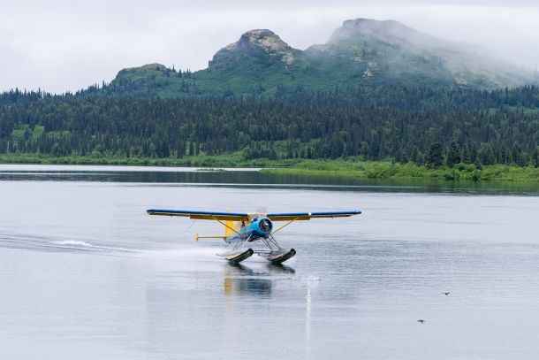 Float Plane Landing at the Lodge 